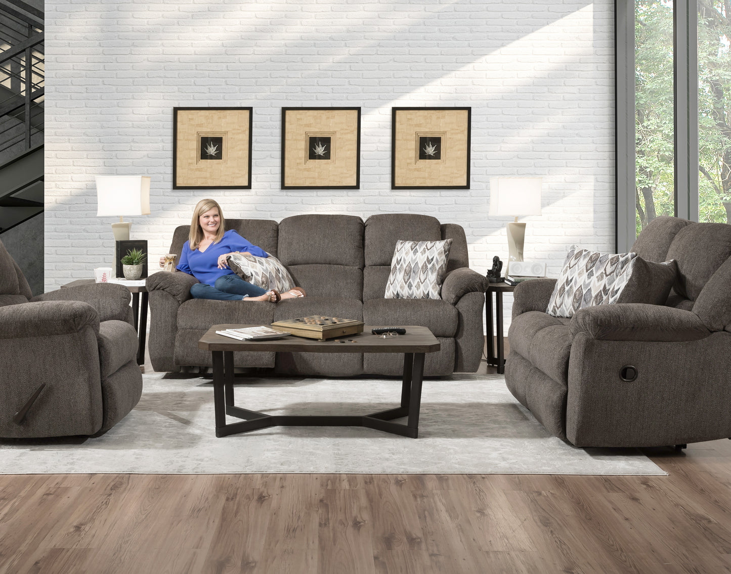 Newport Reclining Loveseat