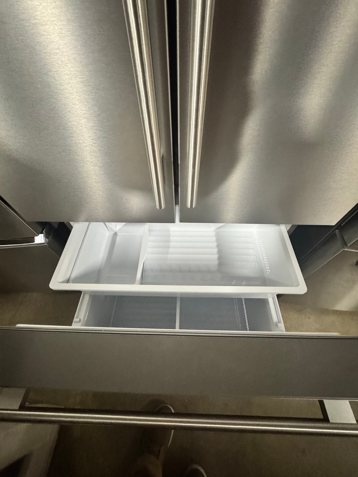 Vitara 20.9 Cu Ft French Door Refrigerator Stainless