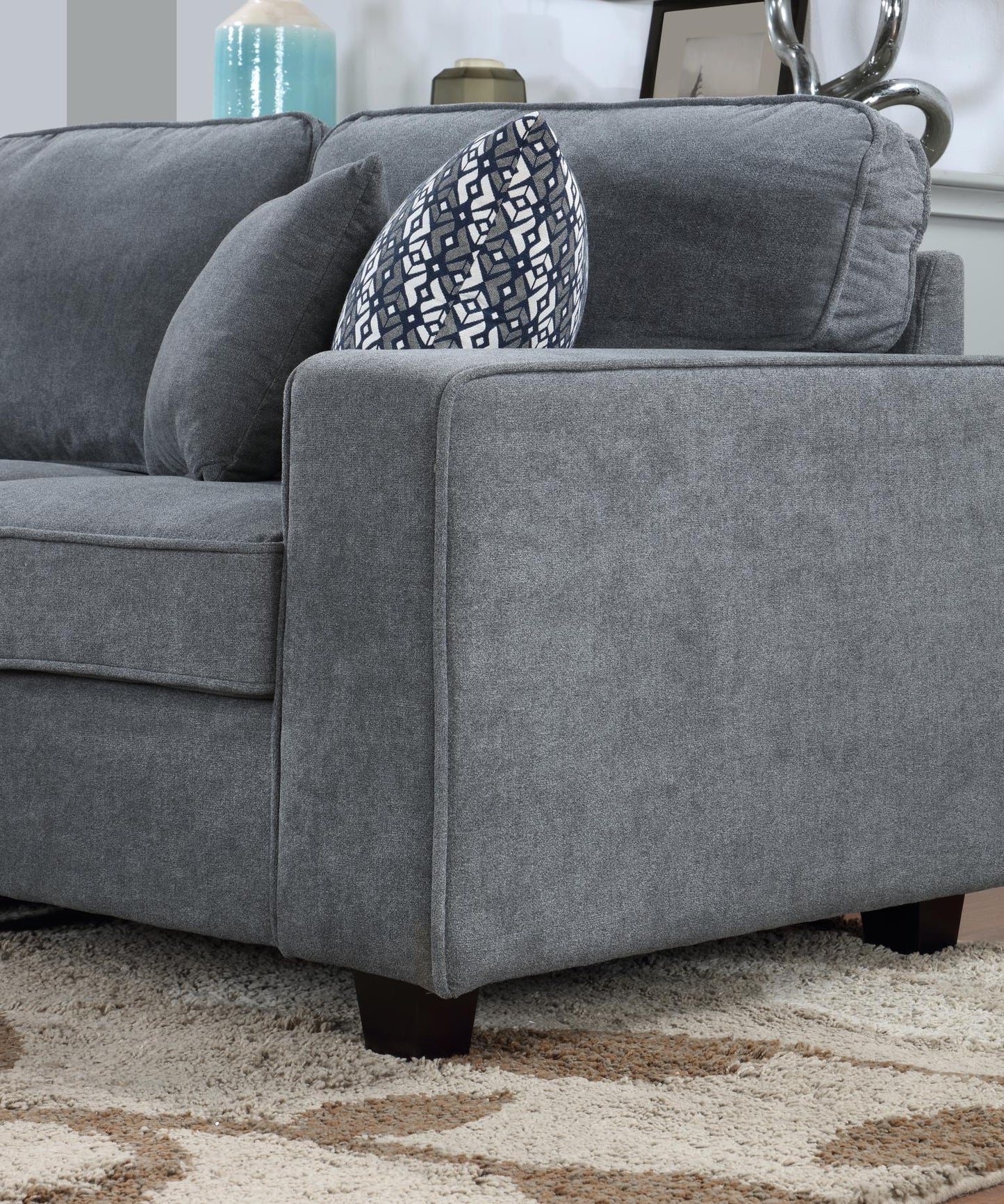 U279 - Sectional