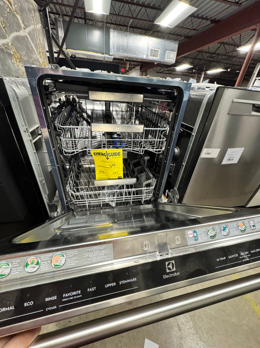 Electrolux 24" Fully Integrated Dishwasher 45 dBA Perfect Dry System OUTLET