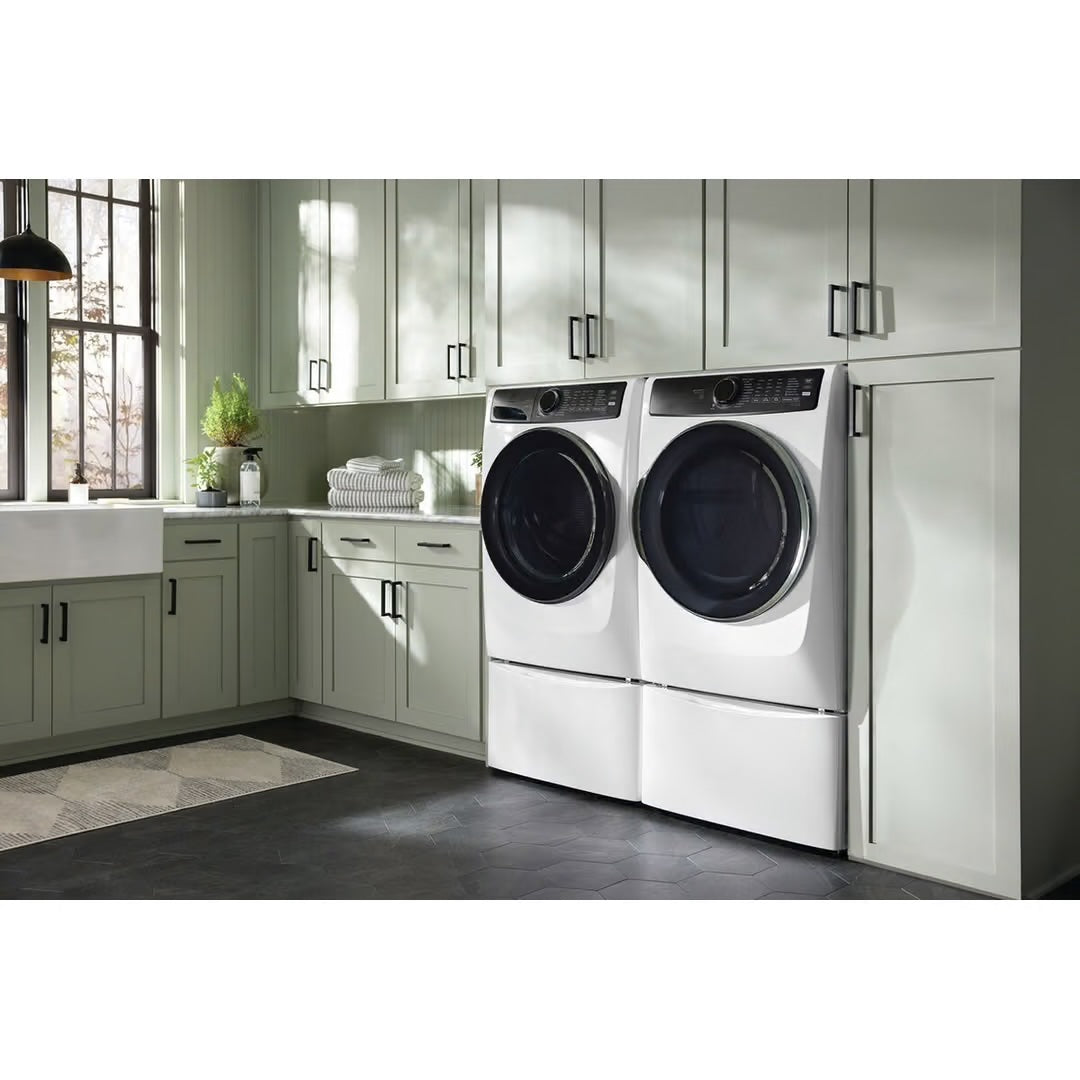 5.2 Cu. Ft. Front Load Perfect Steam™ Washer with LuxCare® Plus Wash and SmartBoost®