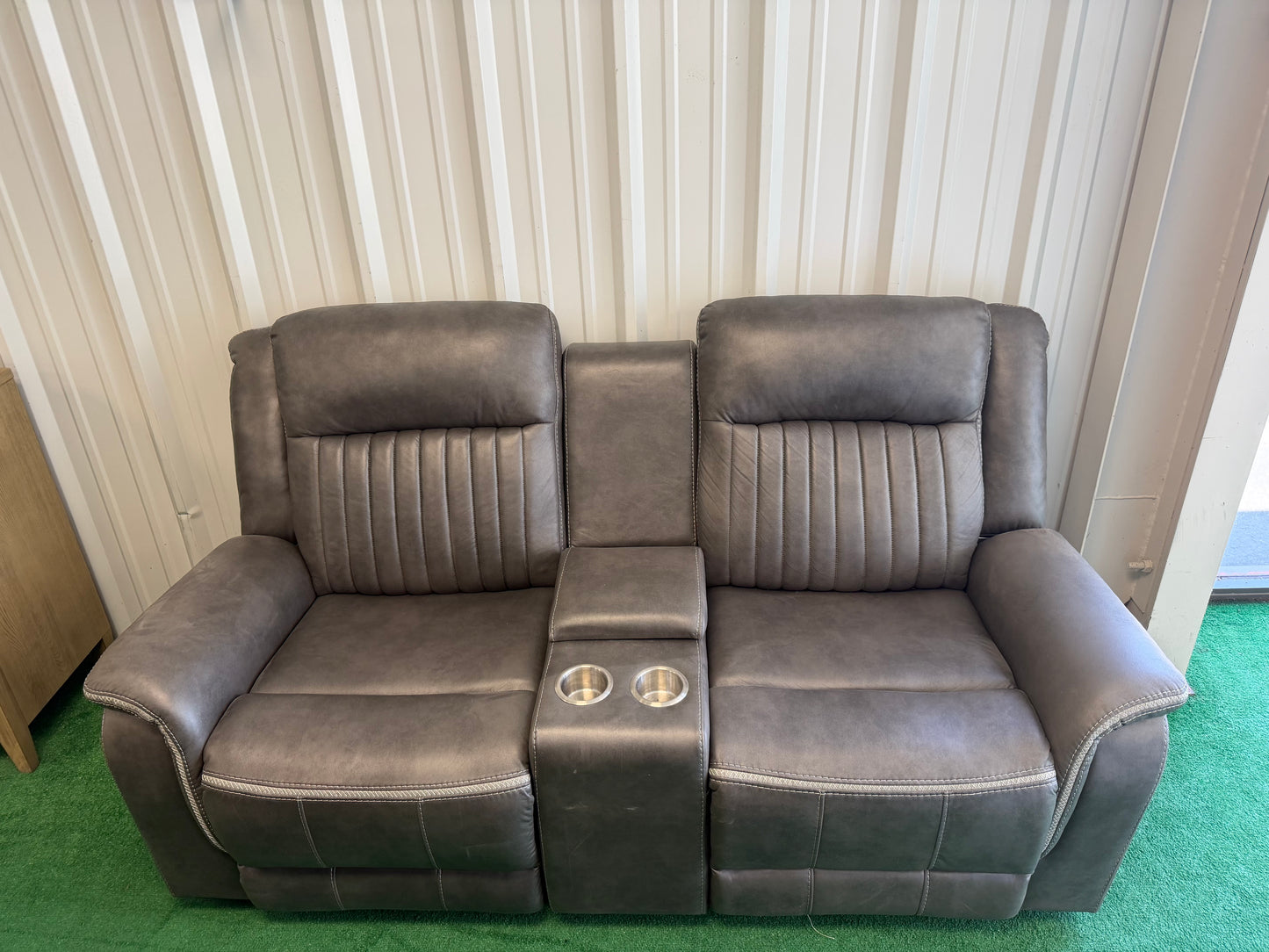 Enzo Console Loveseat OUTLET