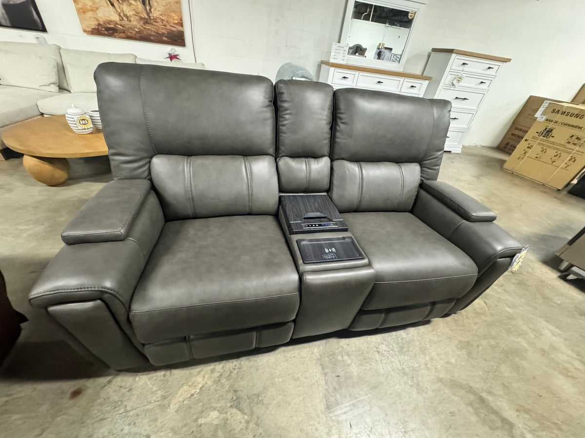 Loveseat eléctrico Revive Hudson con unidad de refrigeración y altavoces Bluetooth