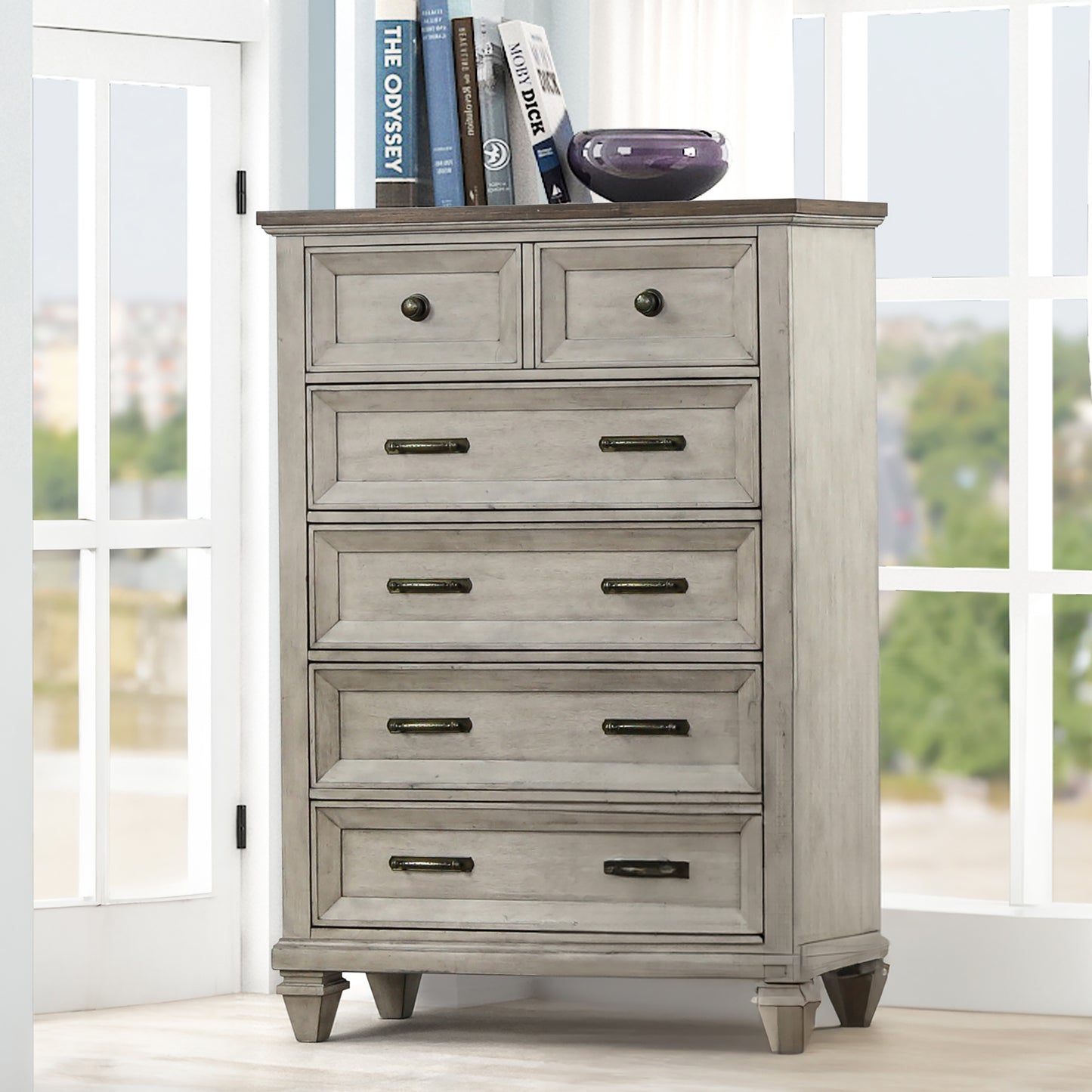 Mariana Chest