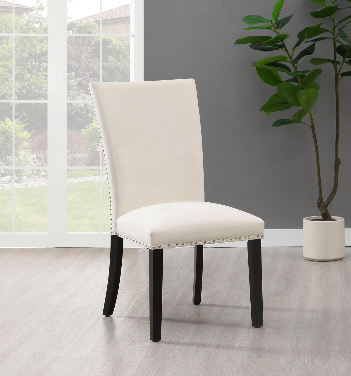 D135 - Dining Chair (Set of 2)