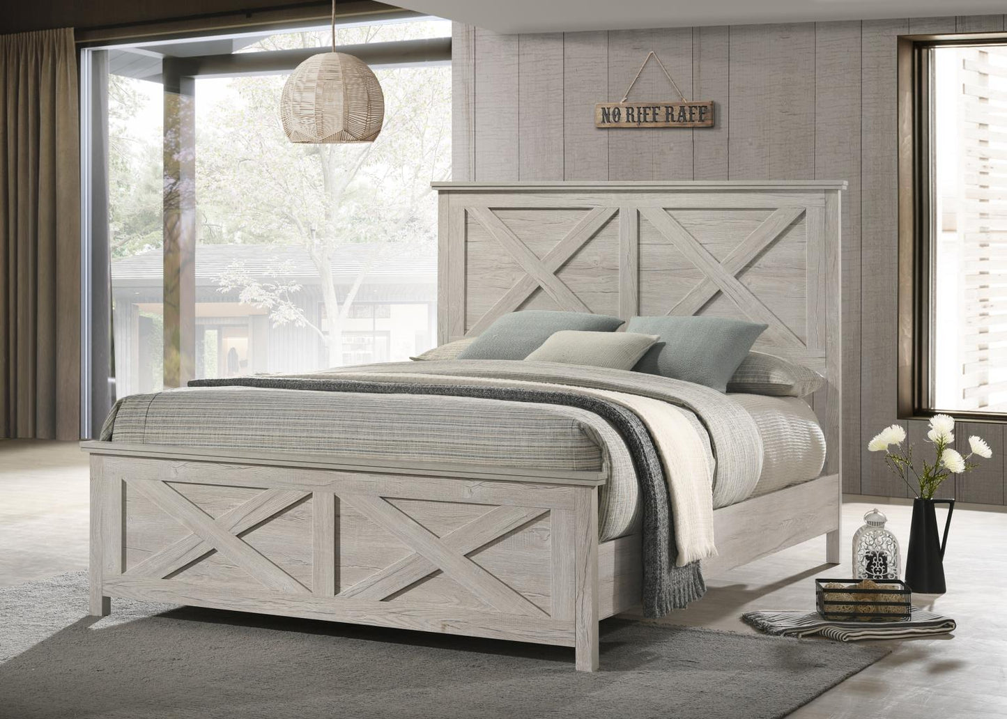 B523 - Bed