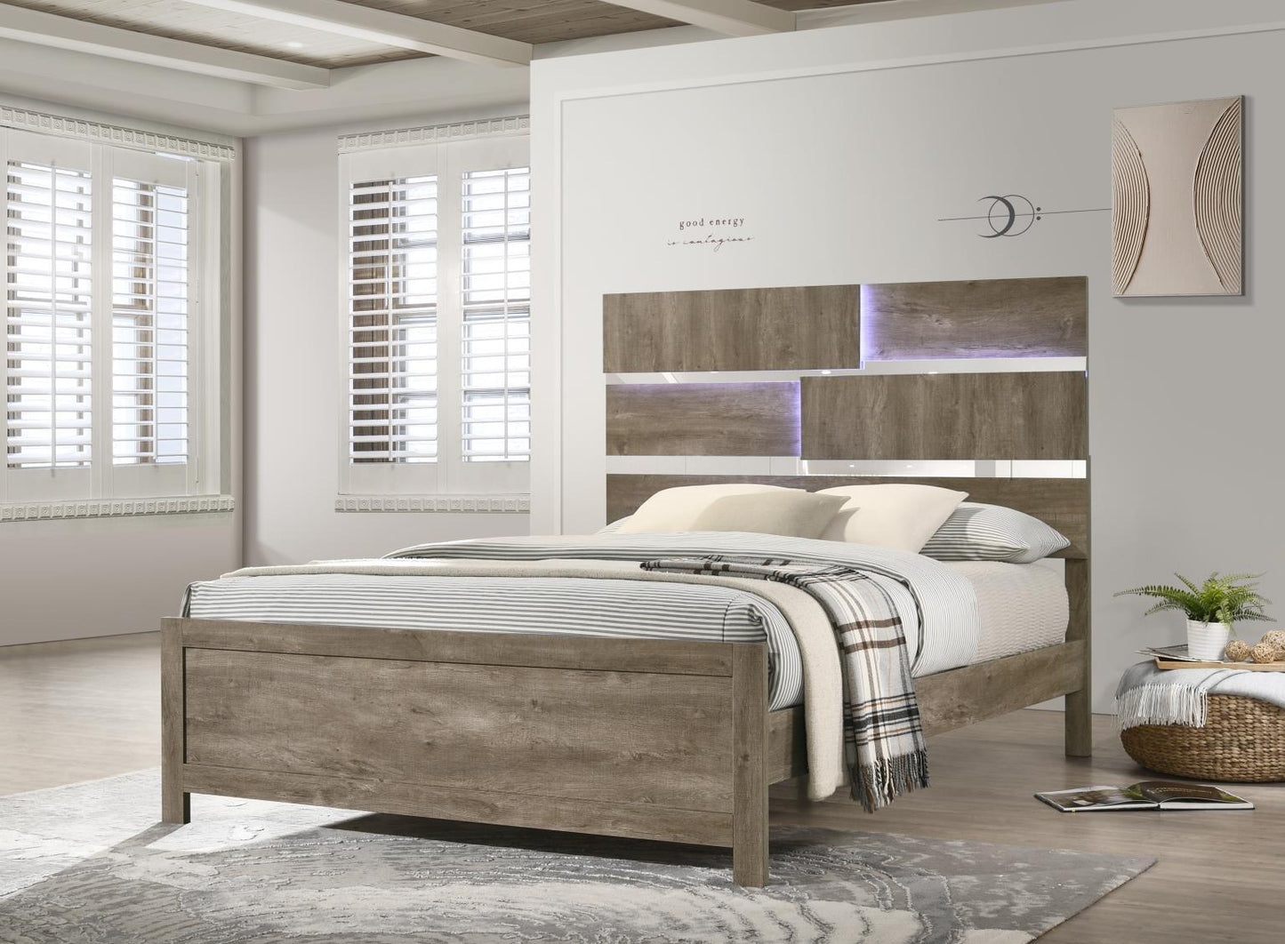 B348 - LED Bed