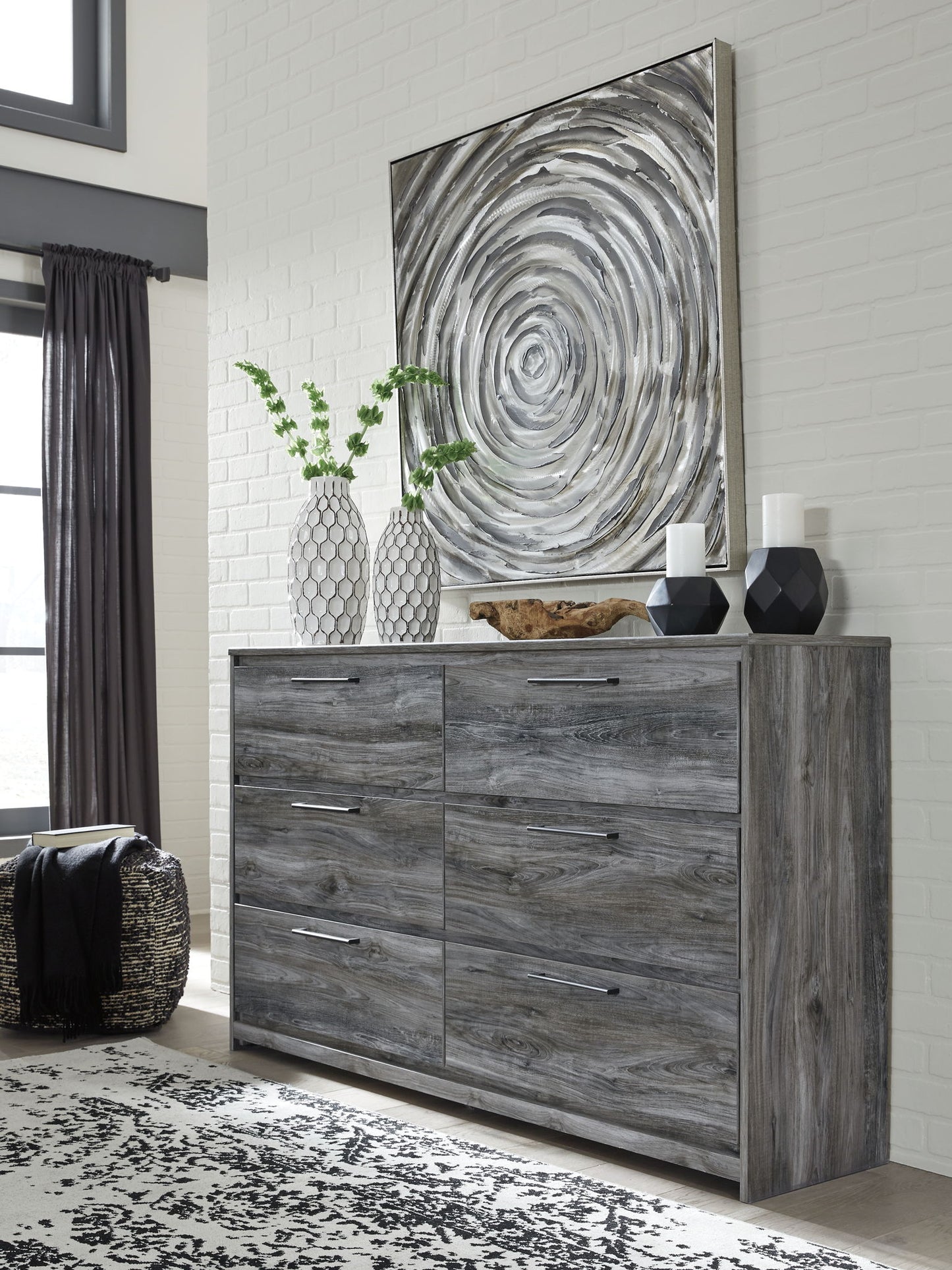 Baystorm - Six Smooth Drawer Dresser