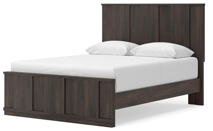 Shaehartin - Panel Platform Bed