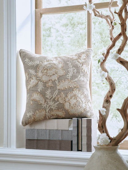 Viveka - Pillow (Set of 4) - Brown / Beige