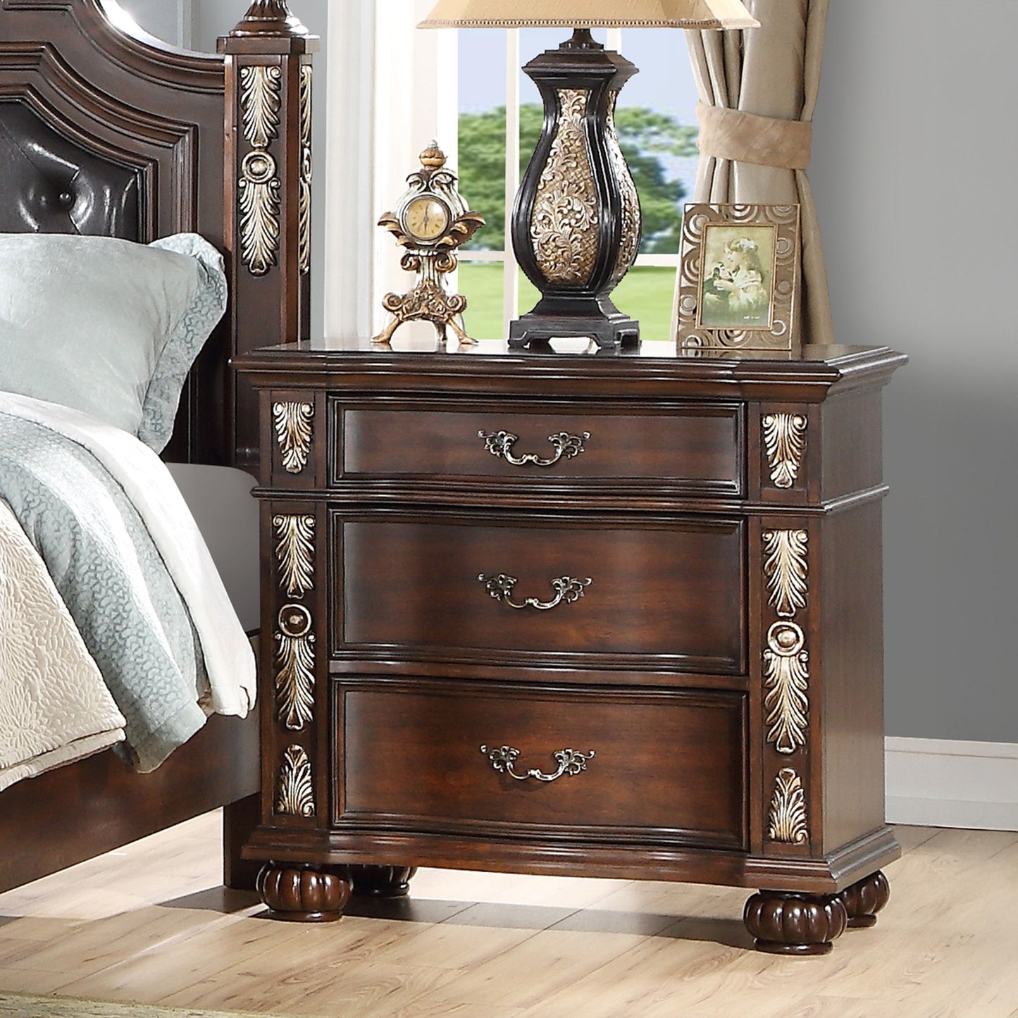 Maximus - Nightstand - Madeira
