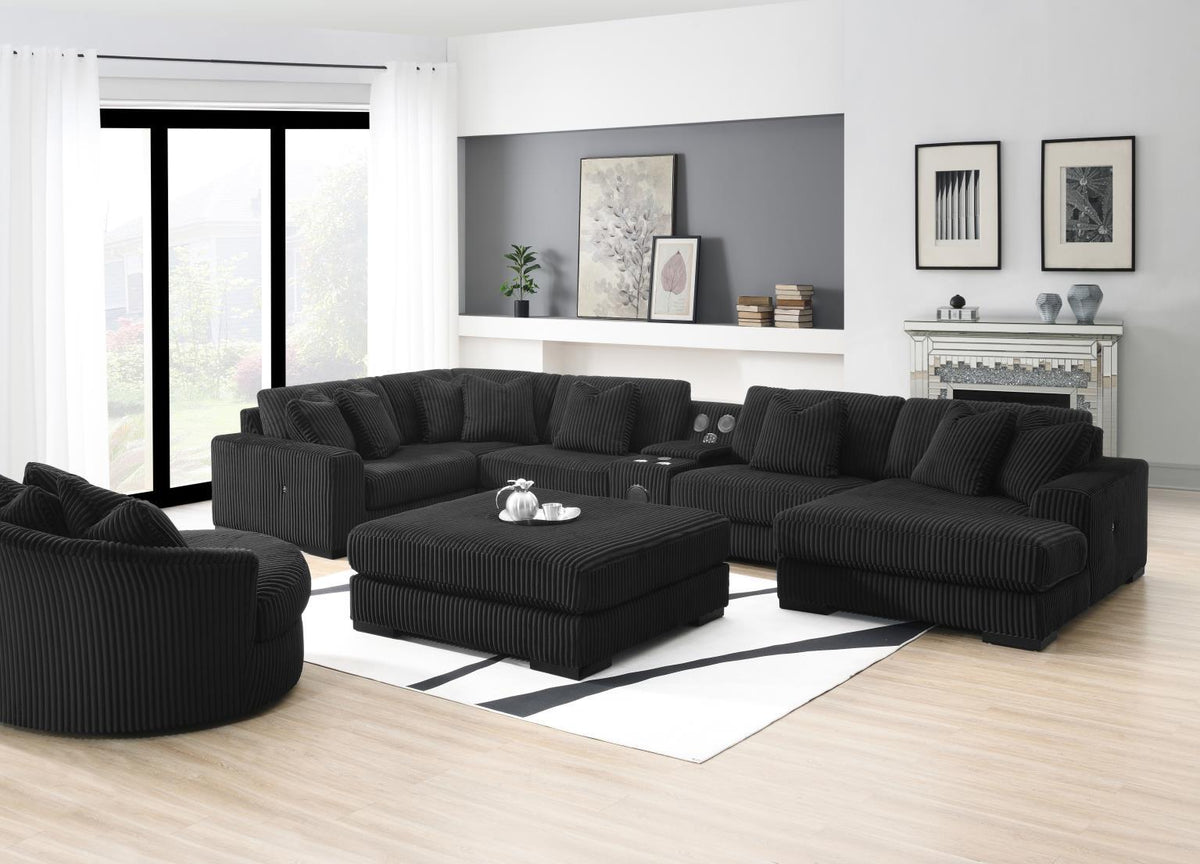U242 - Sectional With Right Chaise