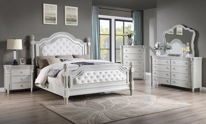 B033 - Dresser - White