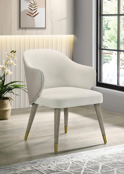 D070 - Dining Room Set