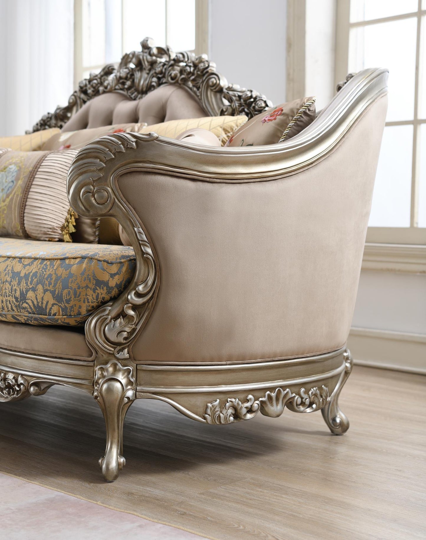 U197 - Living Room Set