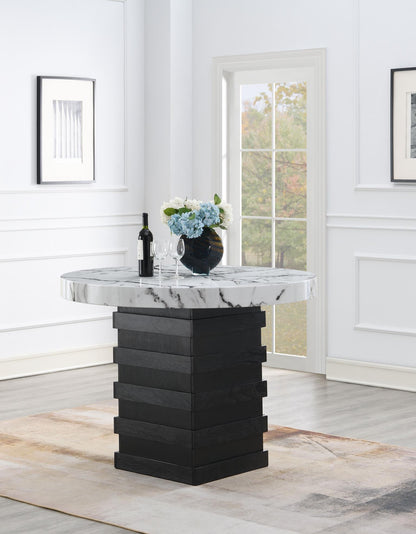 D141 - Dining Room Set