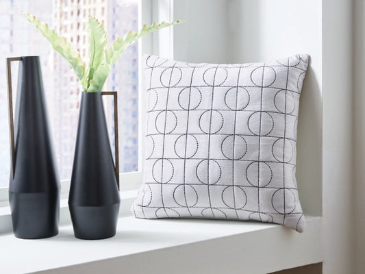 Kydner Pillow