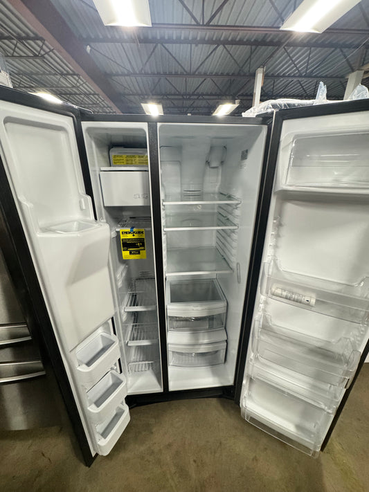 Crosley 33" 23 Cu Ft Stainless Side-by-Side Refrigerator