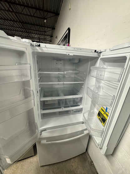 Crosley 33" 24.7 Cu Ft White French Door Refrigerator OUTLET