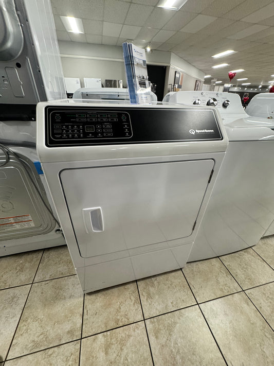 Speed Queen Front Control Dryer OUTLET