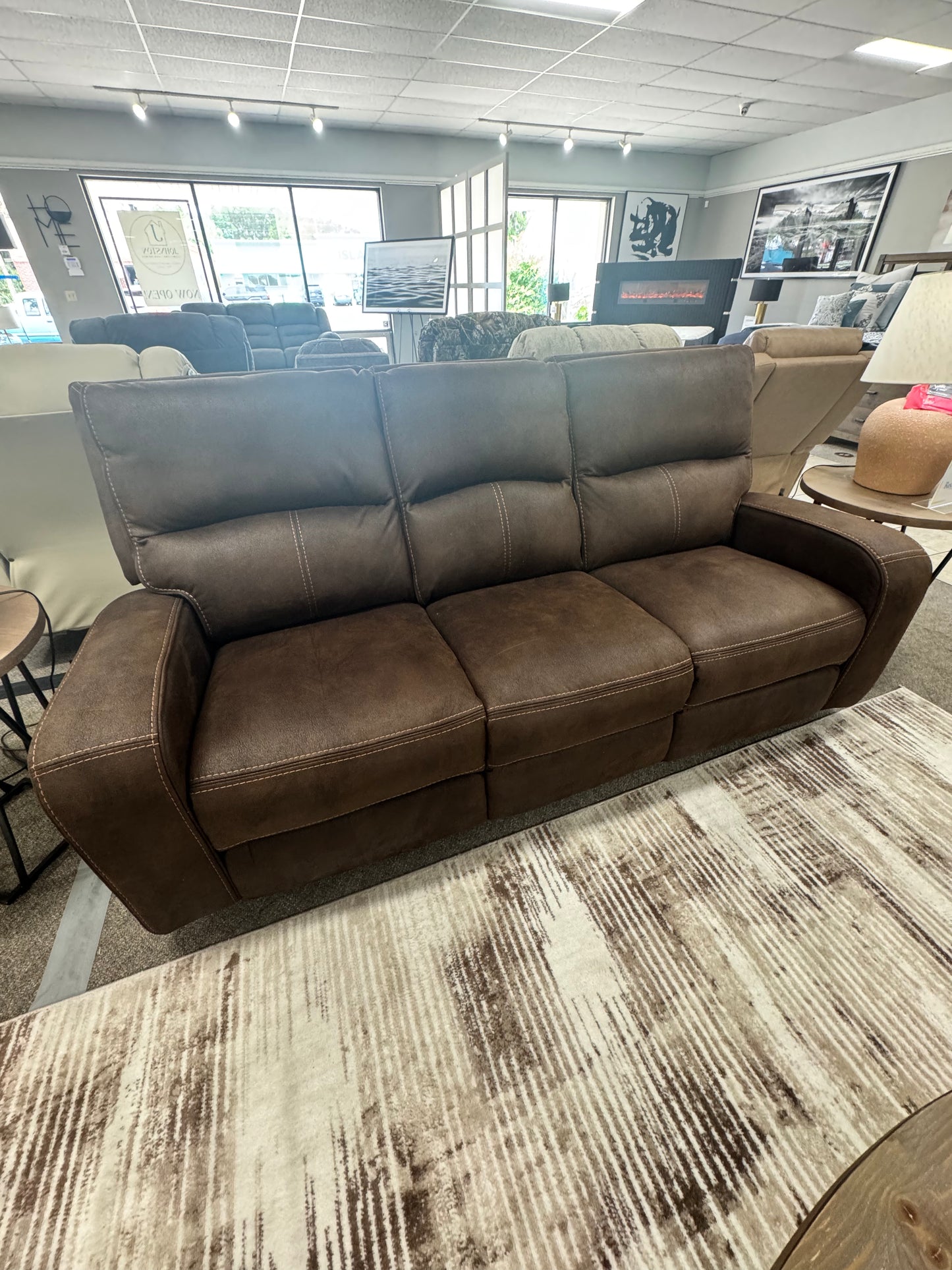 Laredo Sofa OUTLET