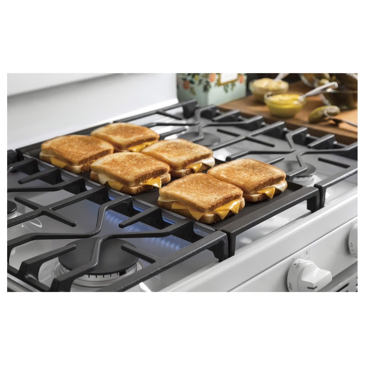 30 in. 5.0 cu. ft. Freestanding Gas Range in White with Griddle