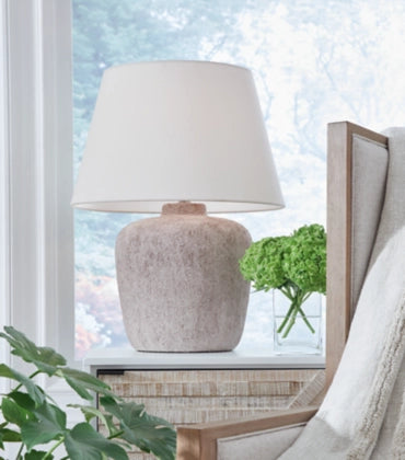 Danry Metal Table Lamp (1/cn)
