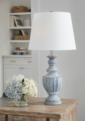 Cylerick Terracotta Table Lamp (1/cn)