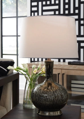 Tenslow Glass Table Lamp (1/cn)