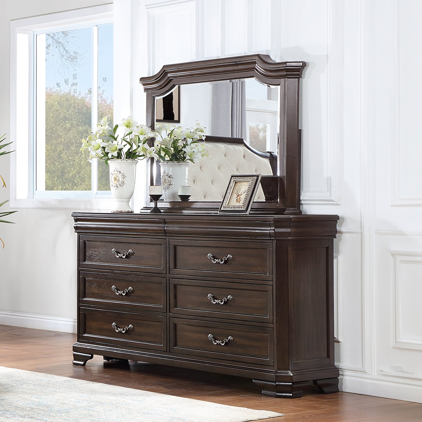 Lyndhurst 3 PC Bedroom Group