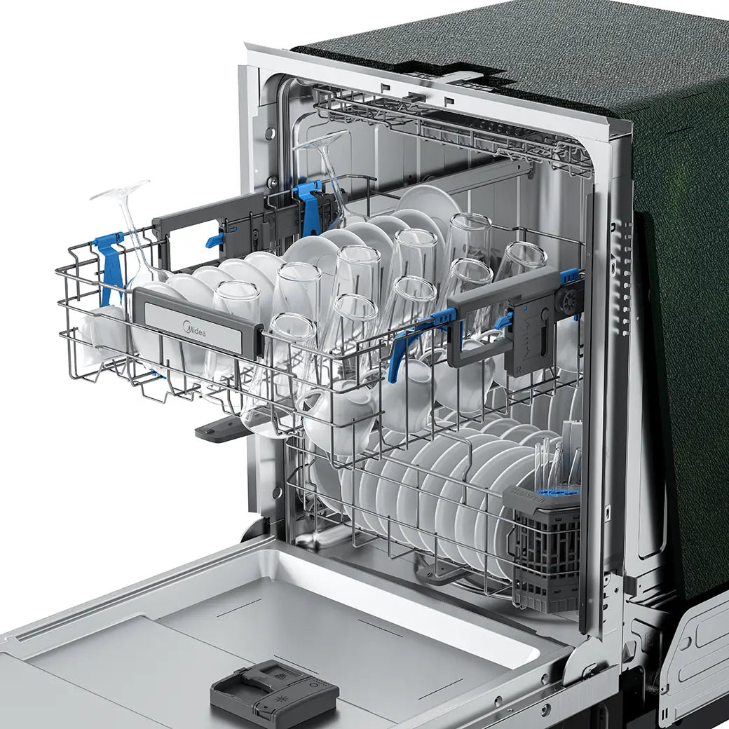 24" Top Control Dishwasher with STRAWash™