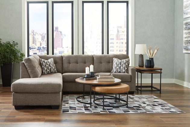 Mahoney 2-piece Sectional With Chaise