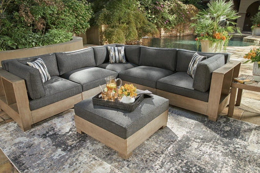 5-piece Outdoor Sectional With Ottoman