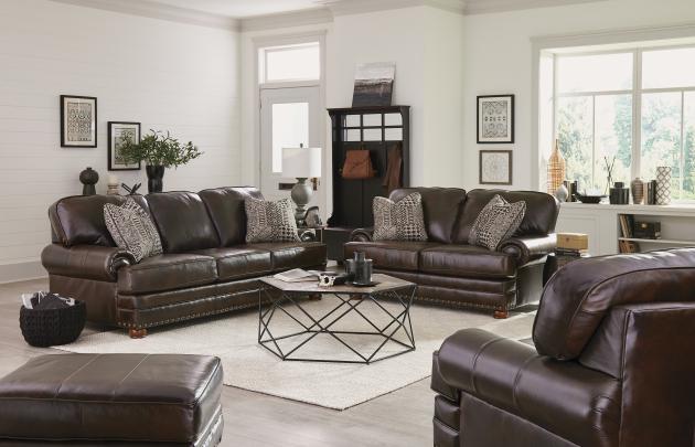 Roberto Loveseat