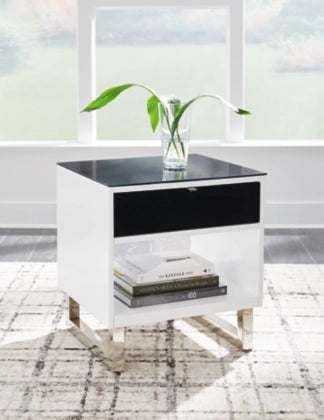 Gardoni End Table