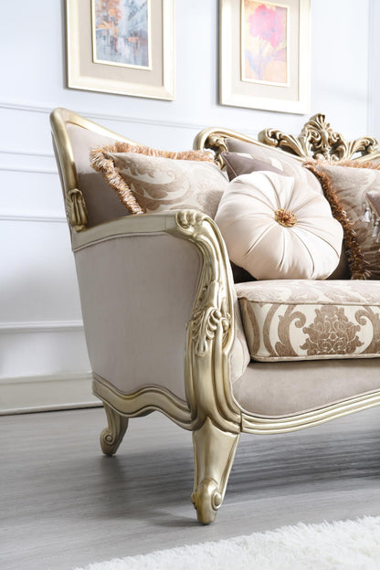 U199 - Traditional Sofa - Beige