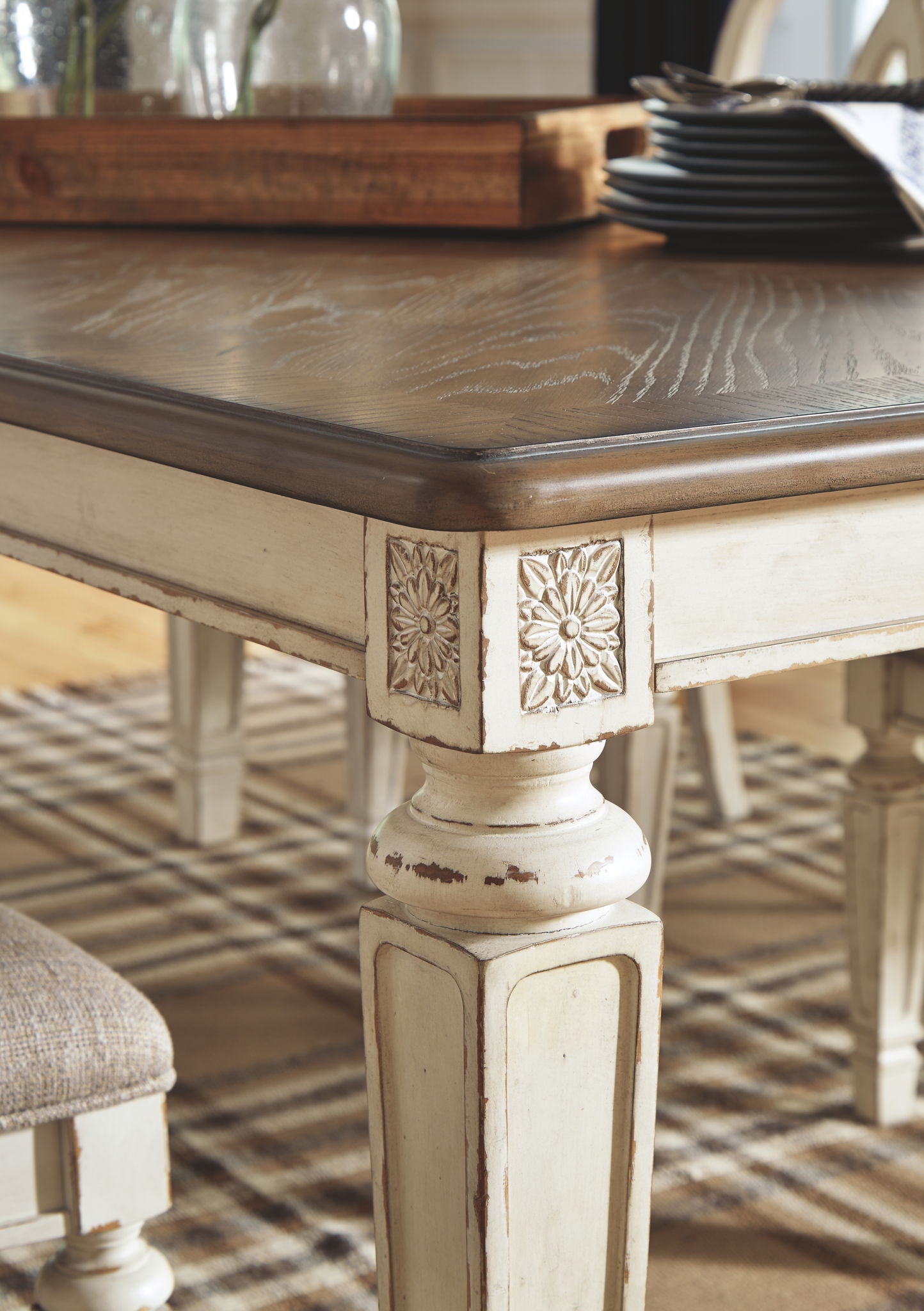 Realyn - Rectangular Dining Room Extension Table - Chipped White