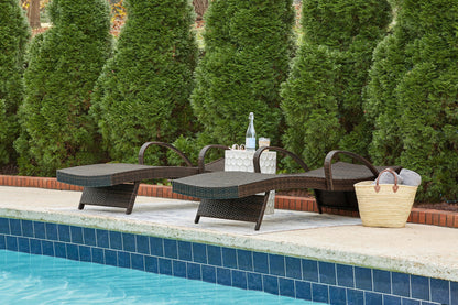 Kantana - Chaise Lounge (Set of 2) - Brown