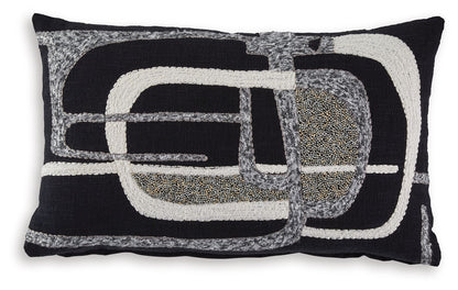 Gavrileigh - Pillow (Set of 4) - Black / Gray / Ivory