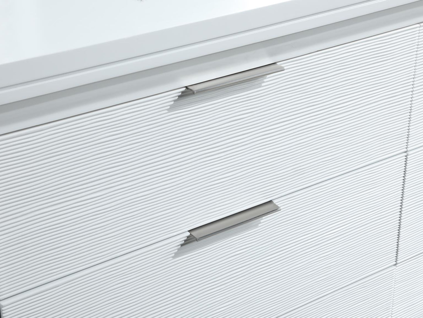 B240 - Bedroom Set